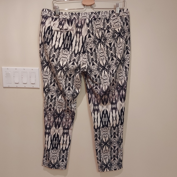 ❣️Ladies Atmosphere skinny pants size 14 (#291) - Picture 6 of 9